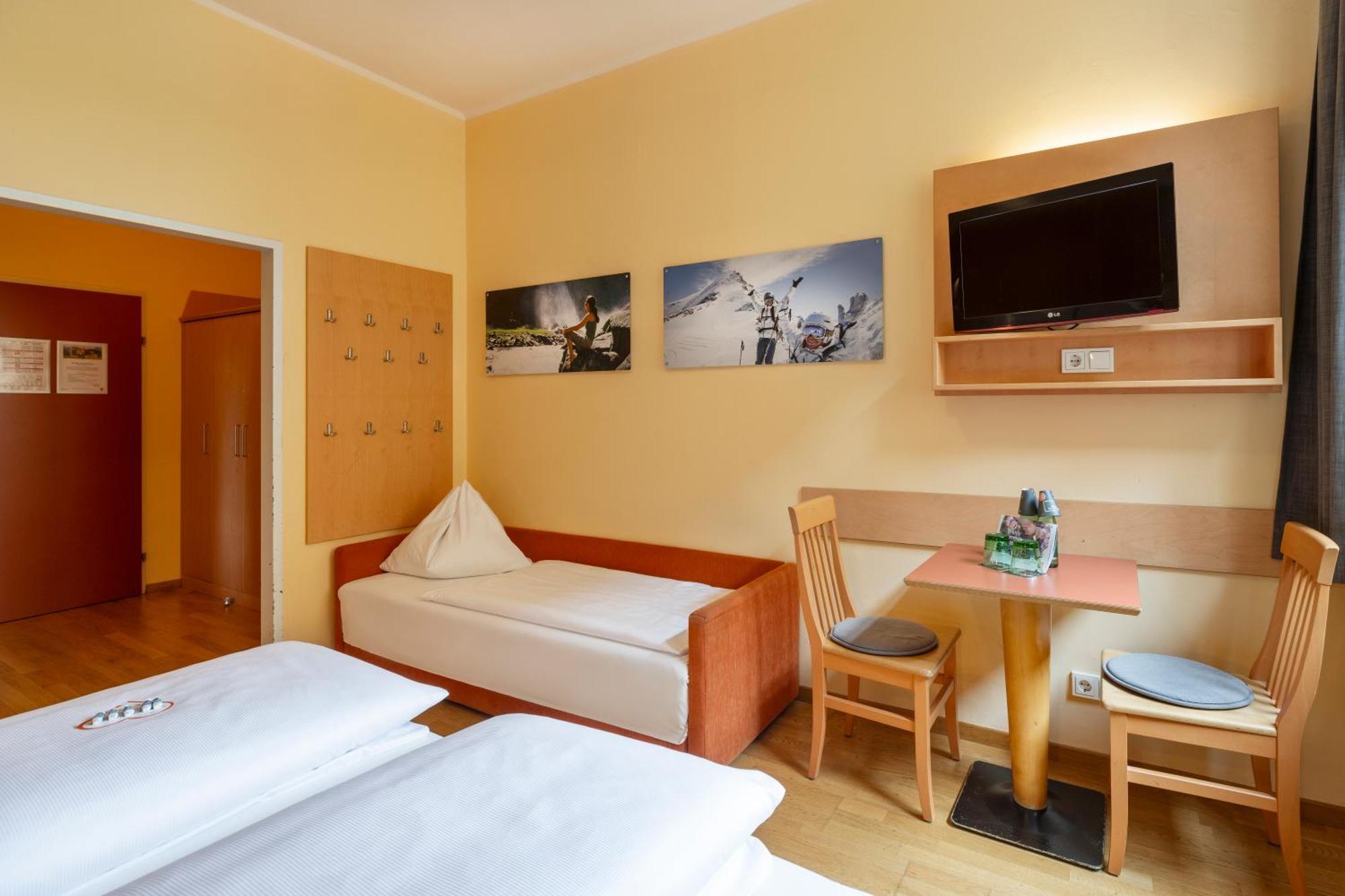 Jufa Hotel Kaprun - Summercard Included Dış mekan fotoğraf